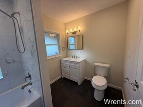 3211 W Wellesley Ave in Spokane, WA - Building Photo - Building Photo