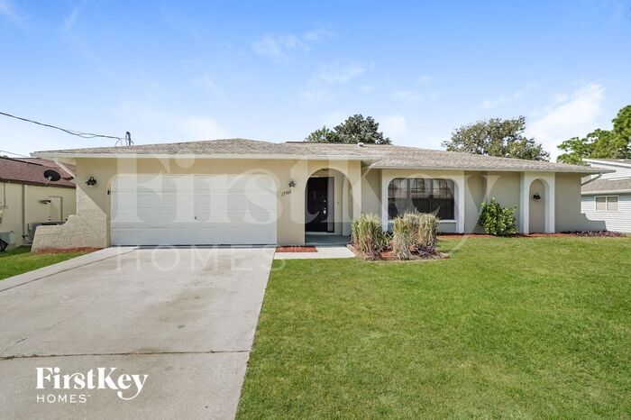 17560 Oriole Rd in Ft. Myers, FL - Building Photo