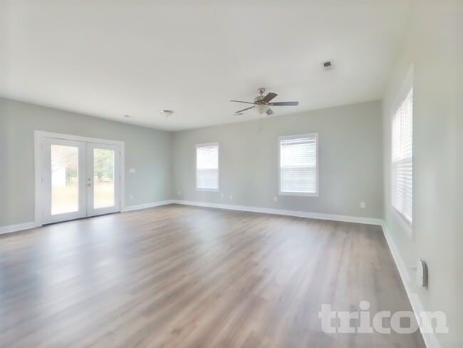 5150 Wolfe Dr in Hughesville, MD - Building Photo - Building Photo