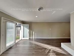 2815 Norwood Ln in Arlington, TX - Foto de edificio - Building Photo