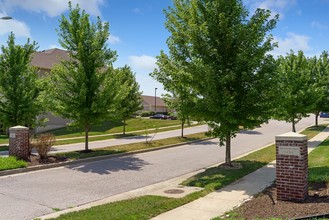 Bennington Park Townhomes in Kansas City, MO - Building Photo - Building Photo