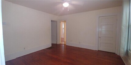 3205 Guadalupe St in Austin, TX - Building Photo - Building Photo