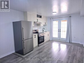 139 Cinrickbar Dr in Toronto, ON - Building Photo - Building Photo