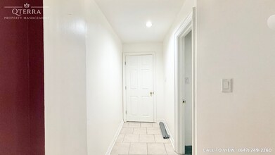 28 Terrace Av in Toronto, ON - Building Photo - Building Photo