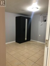 115 Darlingside Dr in Toronto, ON - Building Photo - Building Photo