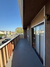 7782 Newman Ave, Unit 1 in Huntington Beach, CA - Building Photo - Building Photo