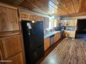 880 Truckee Ln in Fernley, NV - Building Photo - Building Photo