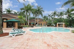 1150 Wildwood Lakes Blvd in Naples, FL - Building Photo