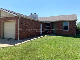 1451 Todd Pl Ct in Wichita, KS - Building Photo