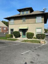 1205 W Yakima Ave in Yakima, WA - Building Photo