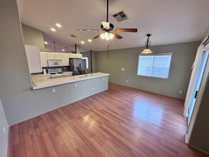 9001 Crooked Shell Ave in Las Vegas, NV - Building Photo - Building Photo