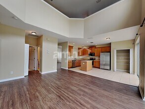 1419 Hunterman Ln in Winter Garden, FL - Foto de edificio - Building Photo