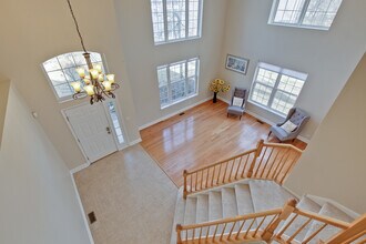 33 River Oaks Cir E in Buffalo Grove, IL - Building Photo - Building Photo