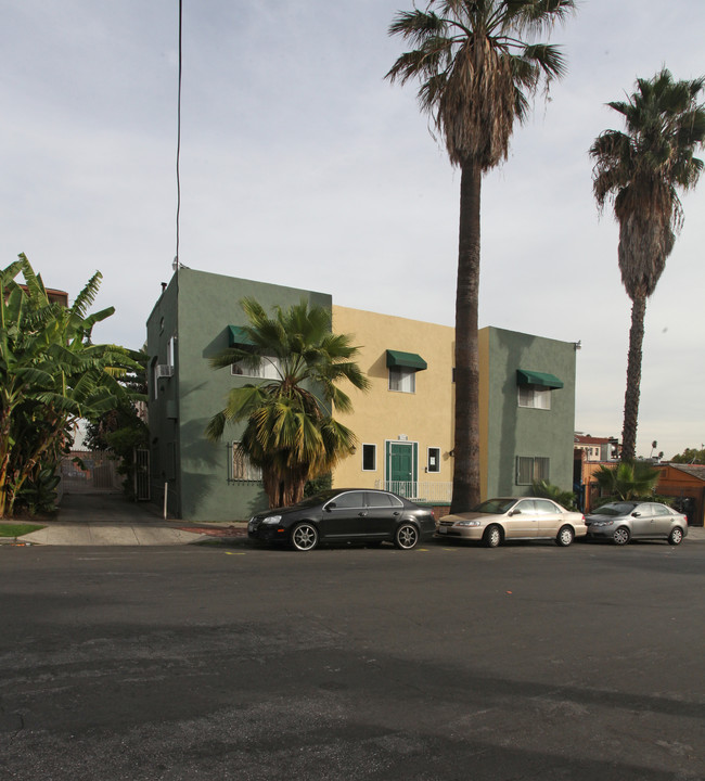 1710 N Harvard Blvd in Los Angeles, CA - Building Photo - Building Photo