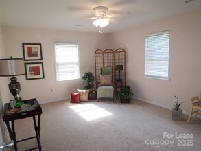 4307 Claybury Ct in Charlotte, NC - Building Photo - Building Photo
