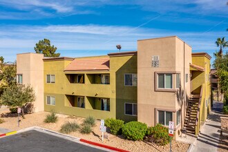 Avila Park Condominiums in Las Vegas, NV - Building Photo - Primary Photo