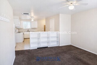 1016 E 3825 S in Millcreek, UT - Foto de edificio - Building Photo