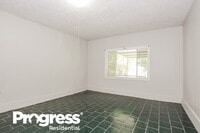 5108 Gunnison St photo'