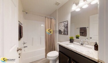 7203 Midway Terrace in Ocala, FL - Foto de edificio - Building Photo