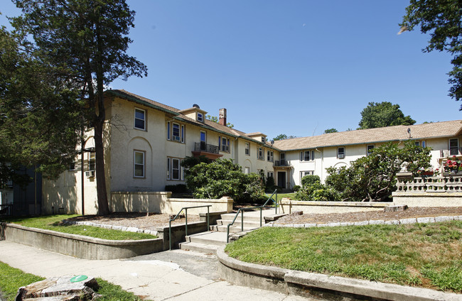 24 Webster Street LLC in Haverhill, MA - Foto de edificio - Building Photo