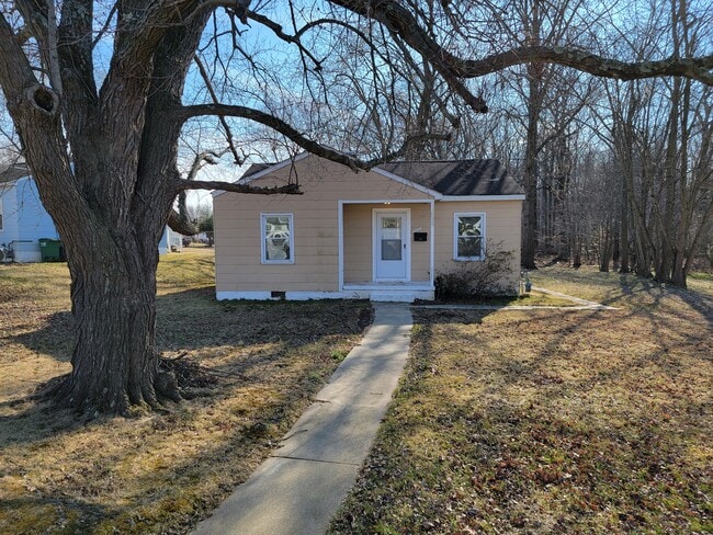 property at 682 Plater St