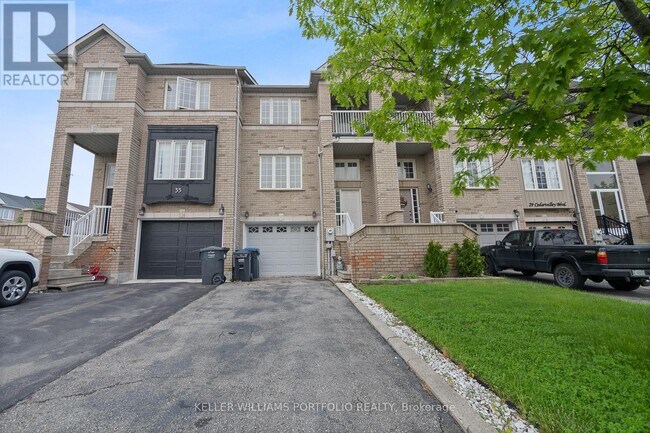 33 Cedarvalley Blvd in Brampton, ON - Building Photo - Building Photo