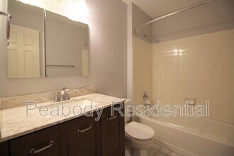 3186 Cantrell Ln in Fairfax, VA - Foto de edificio - Building Photo