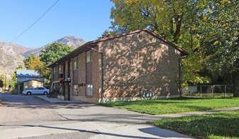 351 S 400 E Apartments