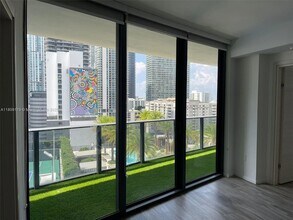 801 S Miami Ave, Unit 1202 in Miami, FL - Building Photo - Building Photo