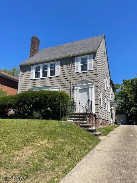 property at 3625 Normandy Rd