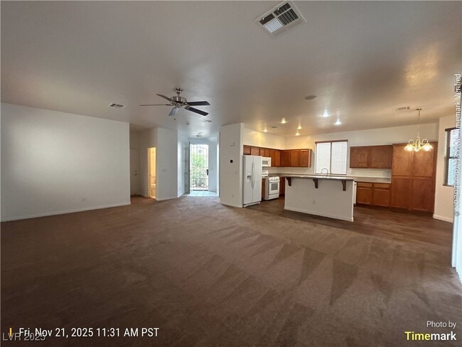 8980 Dorrell Ln in Las Vegas, NV - Building Photo - Building Photo