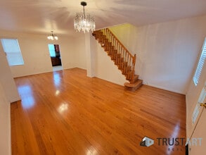 7121 Gillespie St in Philadelphia, PA - Building Photo - Building Photo