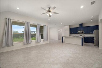 21 Escondido Pass in McAllen, TX - Building Photo - Building Photo
