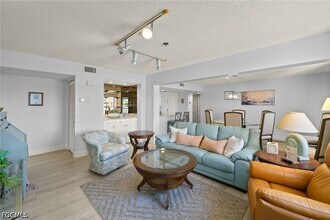 3170 Matecumbe Key Rd in Punta Gorda, FL - Building Photo - Building Photo