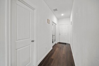 116 Chestnut Gate Dr in Willis, TX - Building Photo - Building Photo