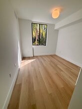 2512 NE 181st St, Unit B2 in North Miami Beach, FL - Building Photo - Building Photo