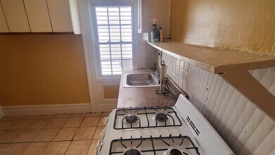 33 Smith St-Unit -1 S in Poughkeepsie, NY - Building Photo - Building Photo