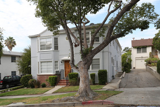 455 Midvale Avenue, in Los Angeles, CA - Building Photo - Building Photo