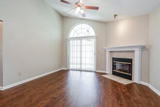 1829 Northglen Cir in Middleburg, FL - Building Photo - Building Photo