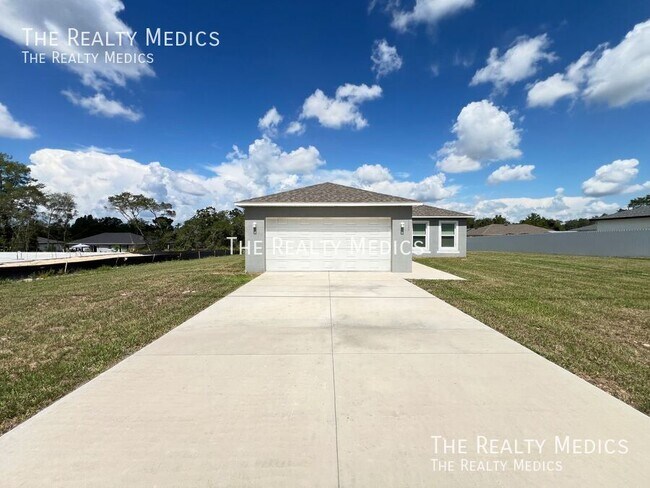 15688 SW 37th Ave in Ocala, FL - Foto de edificio - Building Photo