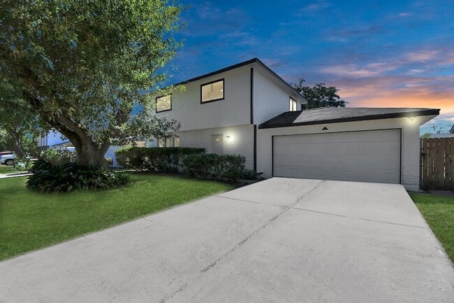 9912 Cardinal St in La Porte, TX - Building Photo - Building Photo