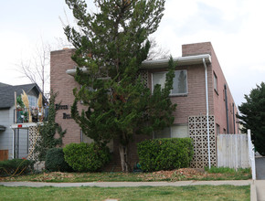 91 Bell St in Reno, NV - Building Photo - Building Photo