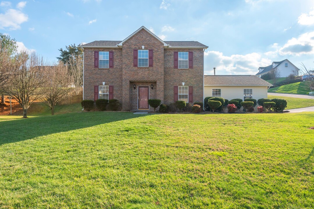 6310 Beehive Ln in Knoxville, TN - Building Photo