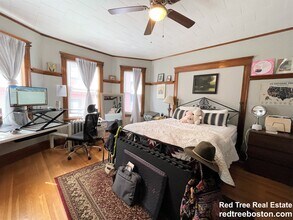 11 Parkton Rd, Unit 2 in Boston, MA - Building Photo - Building Photo
