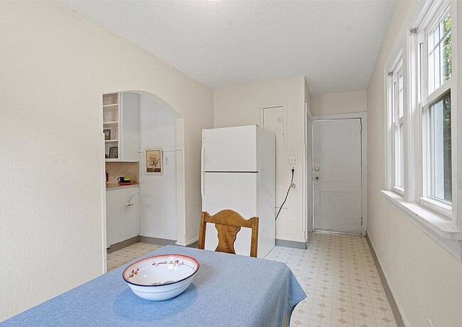 property at 514 5th St NE