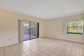 3134 SW 20th Terrace in Delray Beach, FL - Building Photo - Building Photo