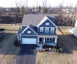 3701 Whispering Pines Rd in Delaware, OH - Building Photo - Building Photo
