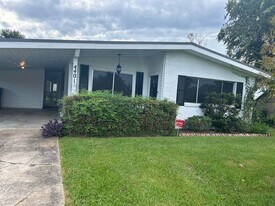 4401 Ashland St in Lake Charles, LA - Building Photo