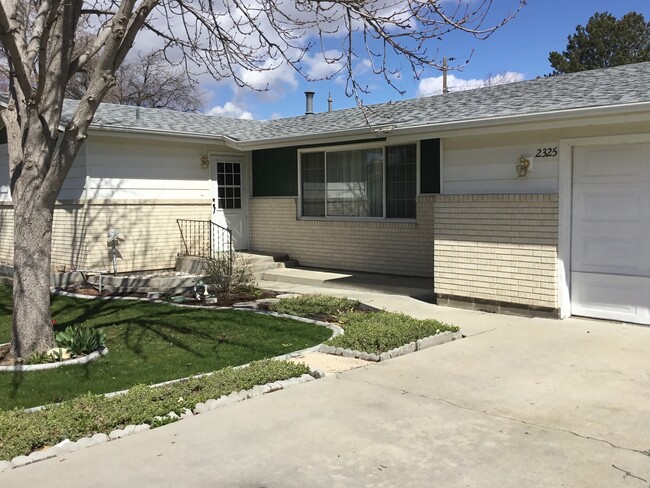 2325 Windsor Dr in Caldwell, ID - Building Photo - Building Photo