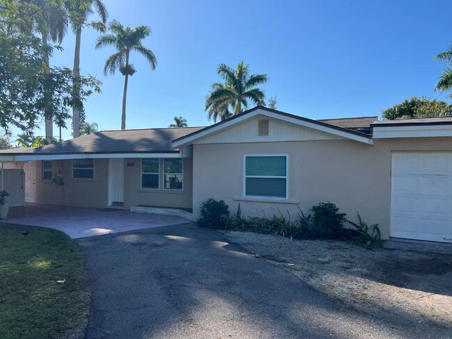 property at 1148 Harbor Dr